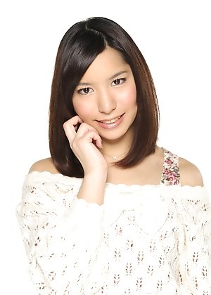 jeans,&nbsp;kurara makise,&nbsp;solo girl,&nbsp;stockings,&nbsp;teen,&nbsp;upskirt,&nbsp;